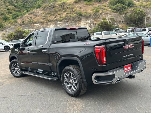 New 2026 GMC Sierra 1500 SLT w/ SLT Premium Plus Package AWD/4WD image 3
