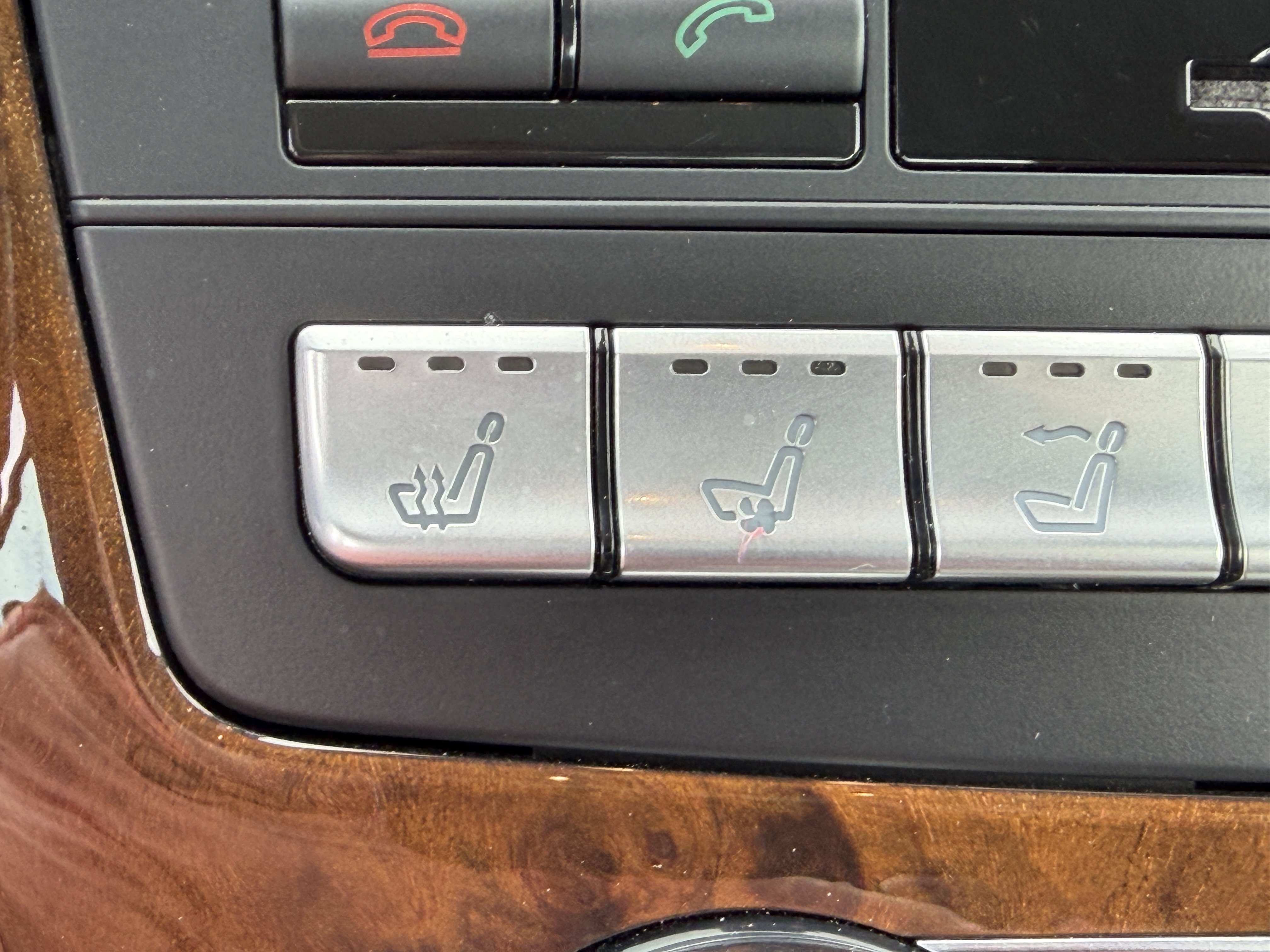 Used 2013 Mercedes-Benz SL 550 image 28