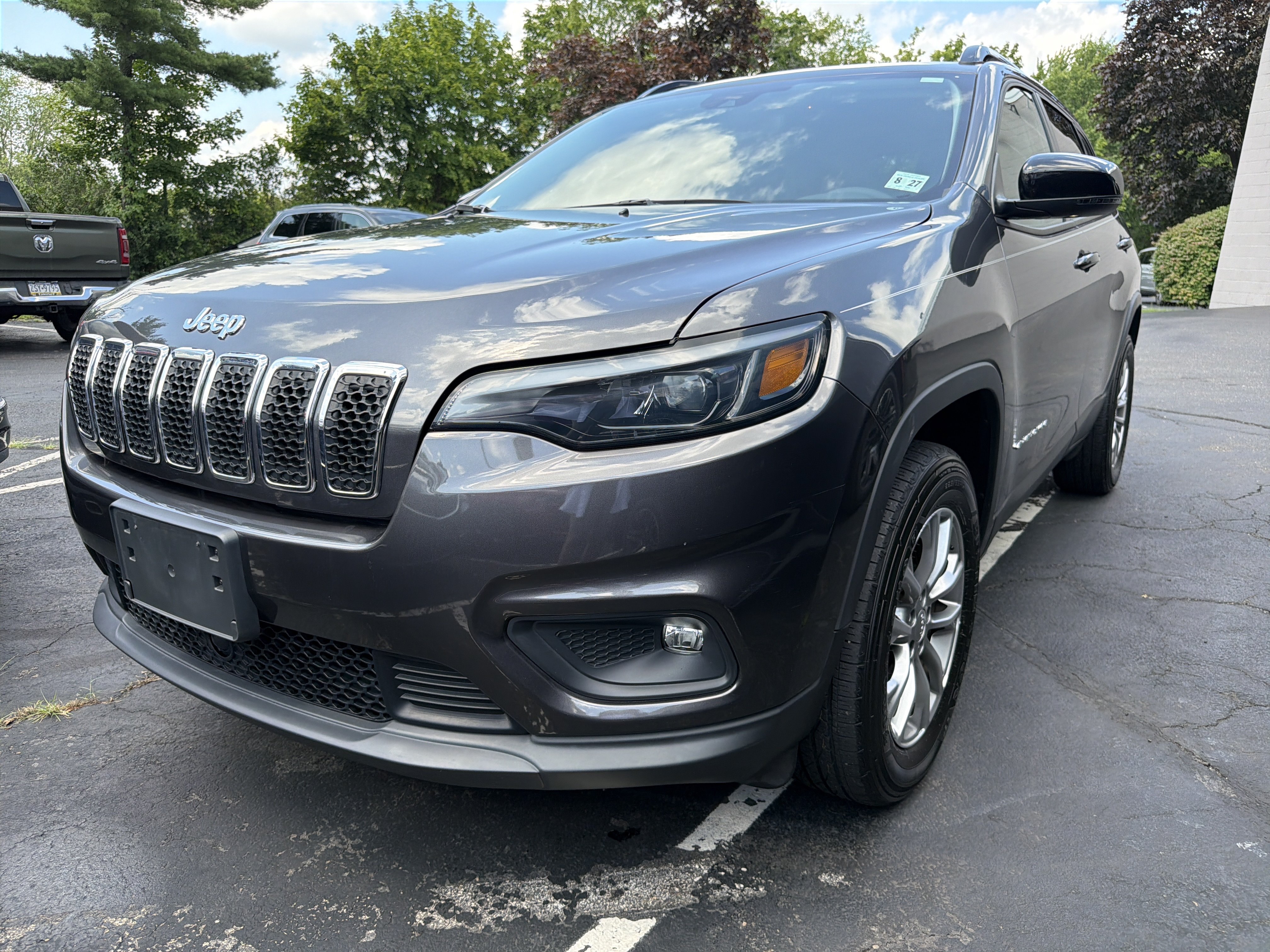 Certified 2022 Jeep Cherokee Latitude Lux AWD/4WD image 3