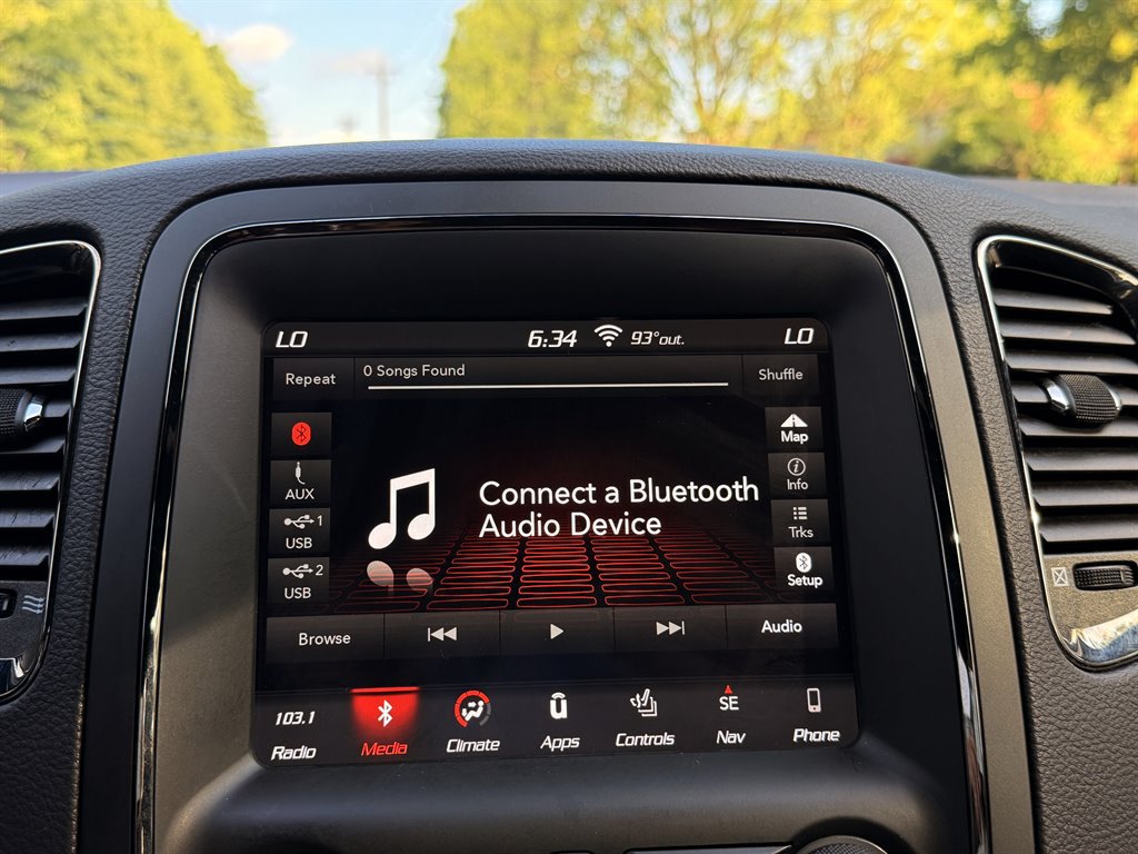 Used 2018 Dodge Durango SRT w/ Technology Group AWD/4WD image 15