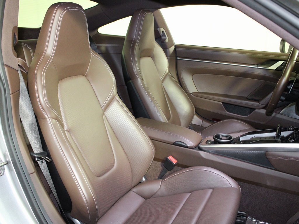 Used 2024 Porsche 911 Carrera S image 32