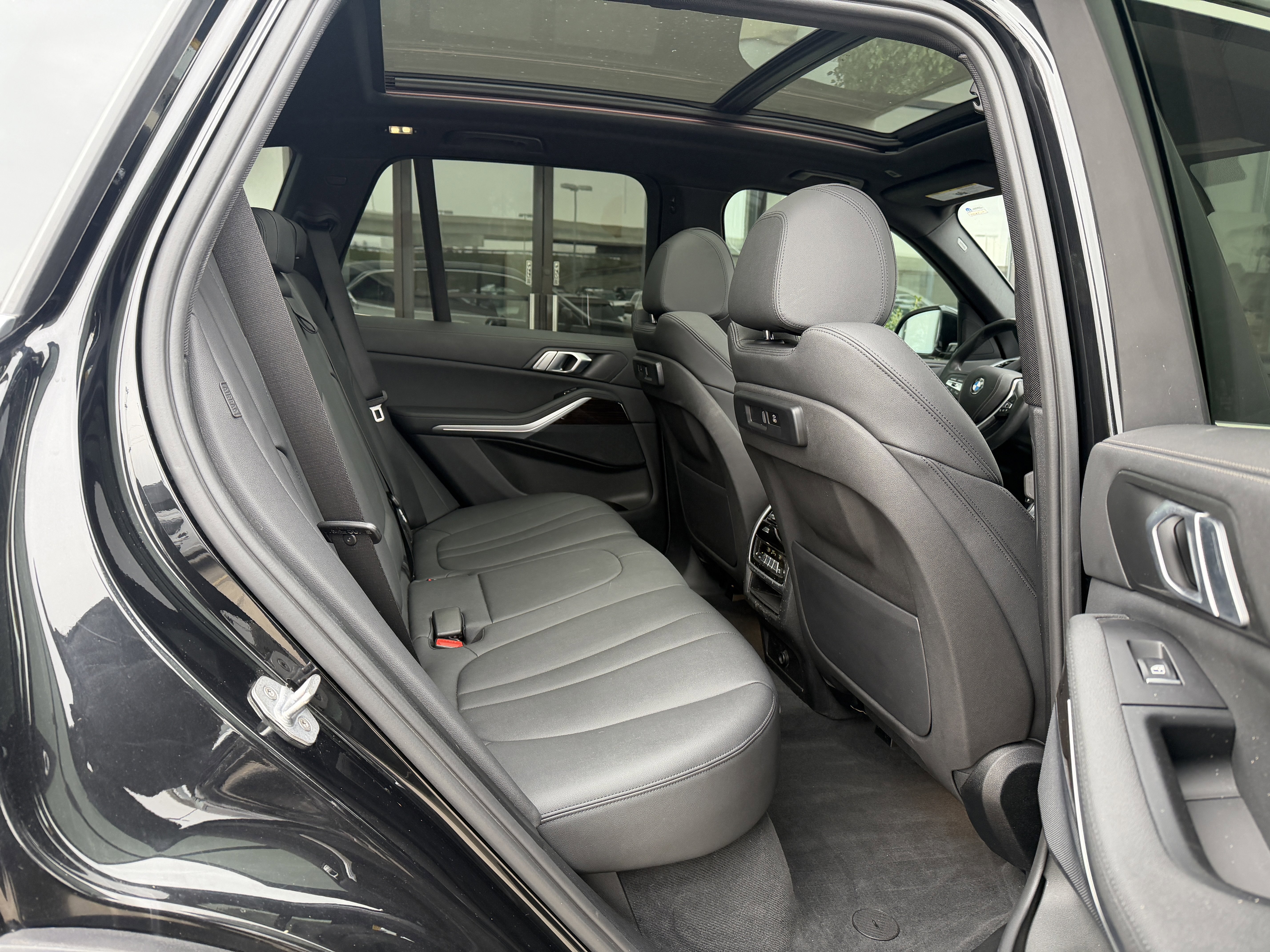 Used 2020 BMW X5 xDrive40i w/ Convenience Package image 21