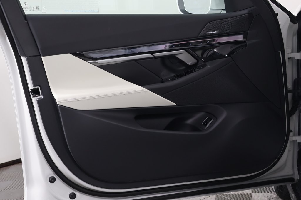 New 2027 BMW 530i w/ Premium Package RWD image 7