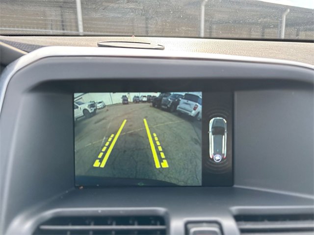 Used 2017 Volvo XC60 T5 Dynamic w/ Preferred Option Package image 34