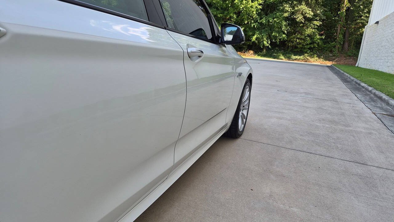 Used 2015 BMW 535i Gran Turismo xDrive AWD/4WD image 29