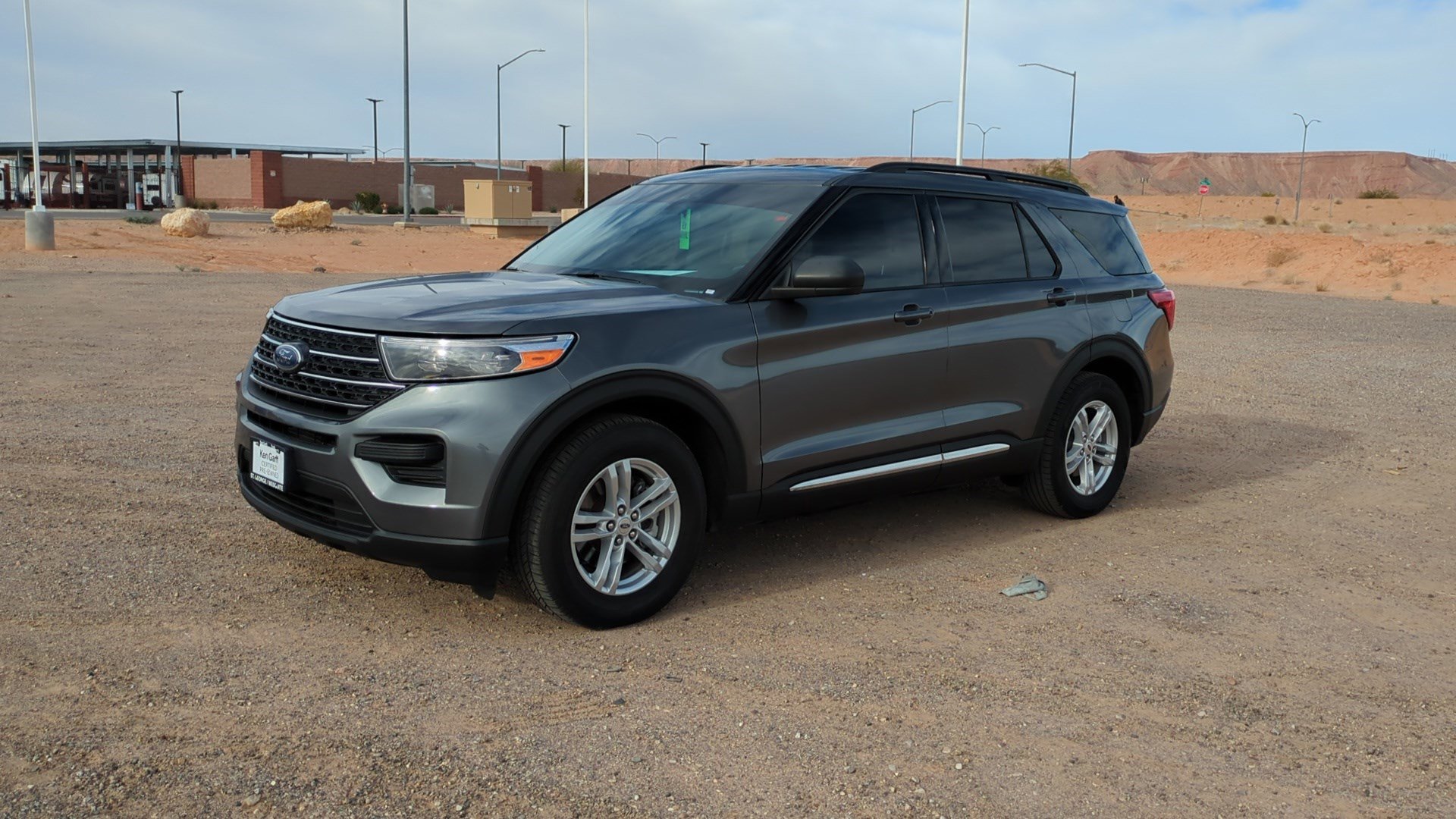 Used 2022 Ford Explorer XLT image 7