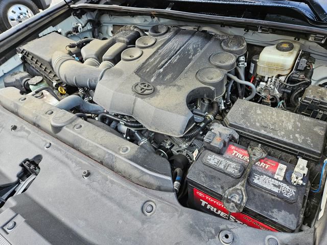 Used 2020 Toyota 4Runner Limited image 19