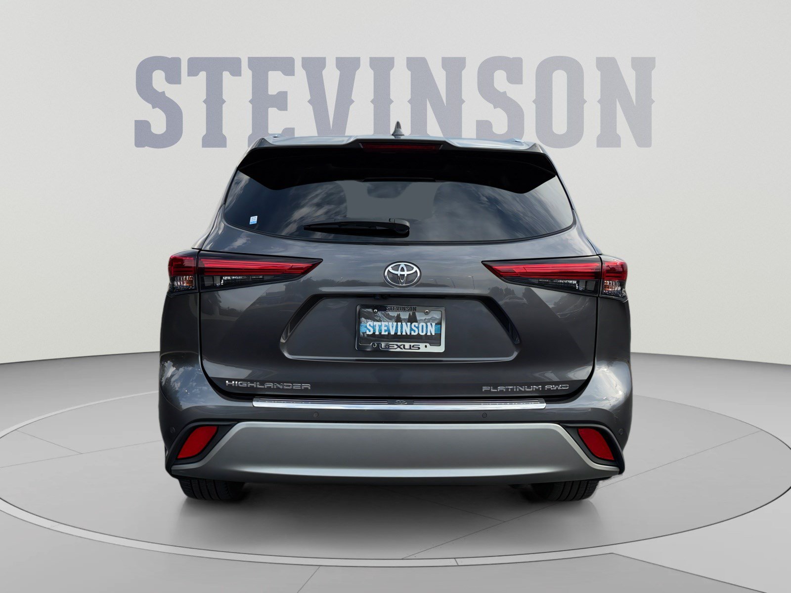 Used 2021 Toyota Highlander Platinum AWD/4WD image 4