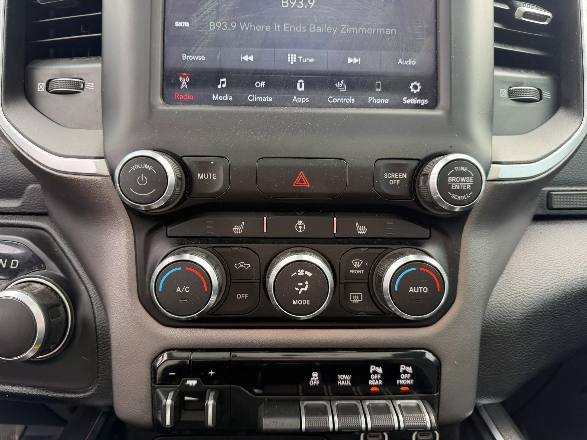 Used 2019 RAM 1500 Big Horn image 23