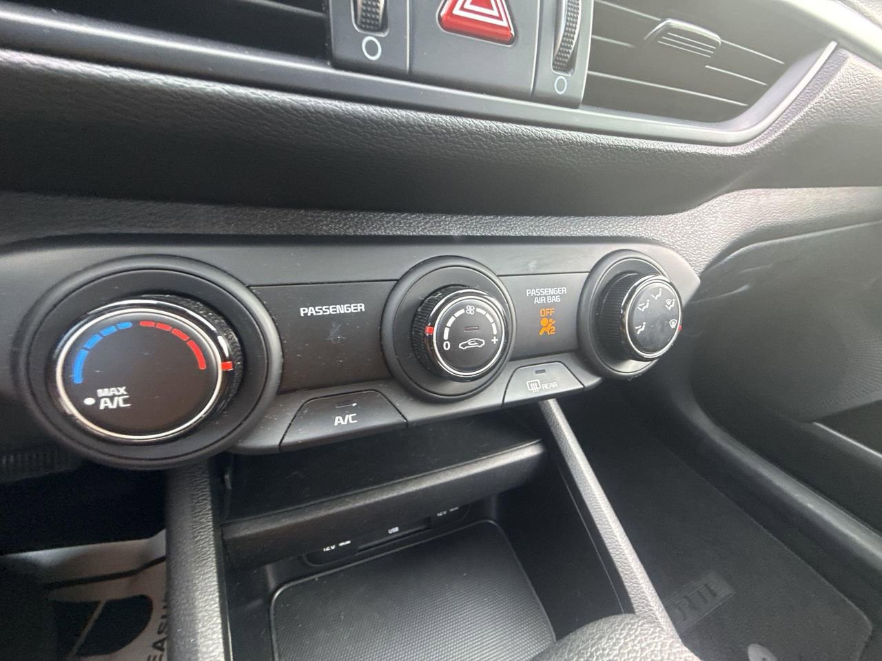 Used 2023 Kia Forte LXS image 38