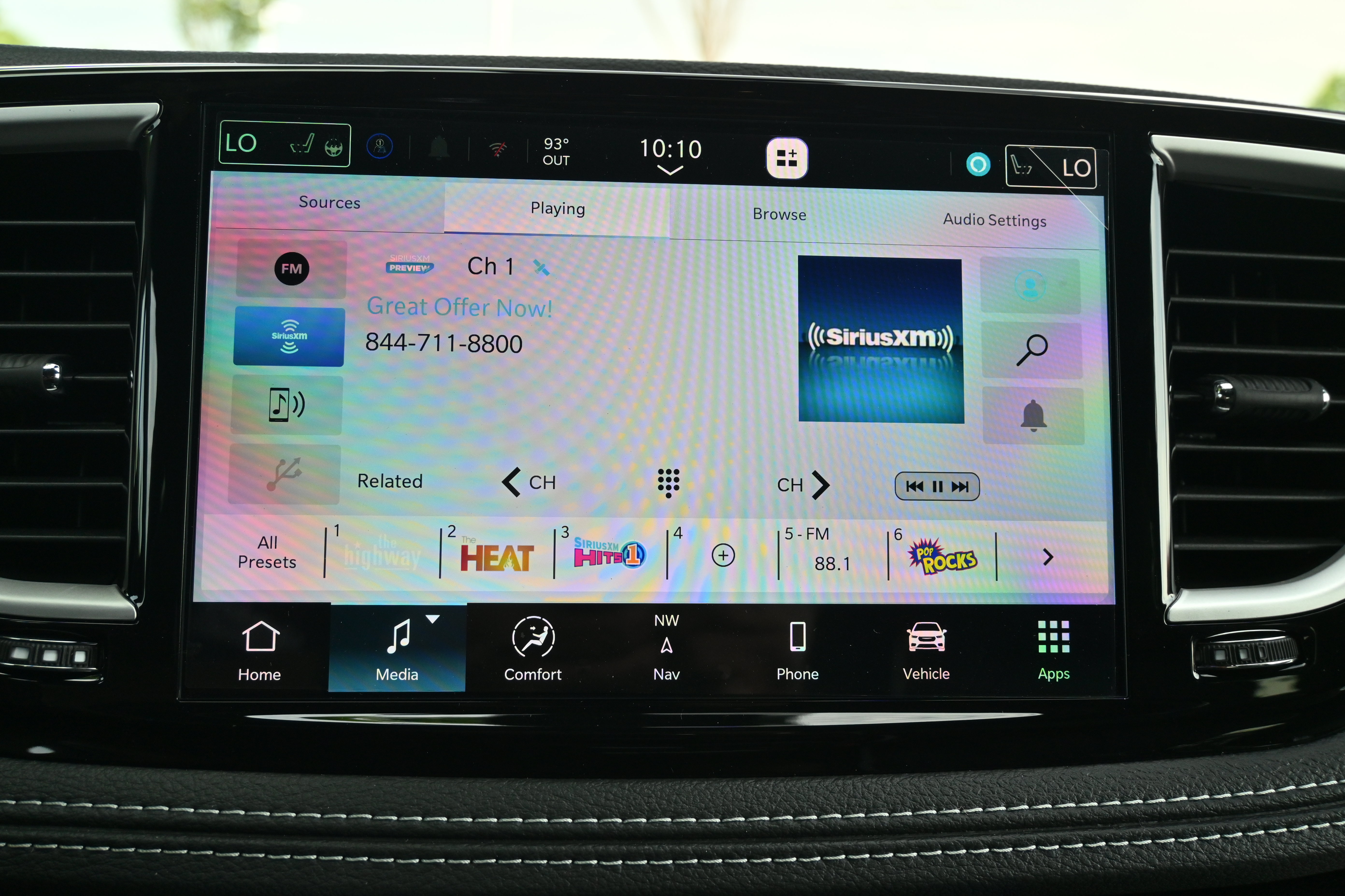 New 2027 Chrysler Pacifica Limited FWD image 23