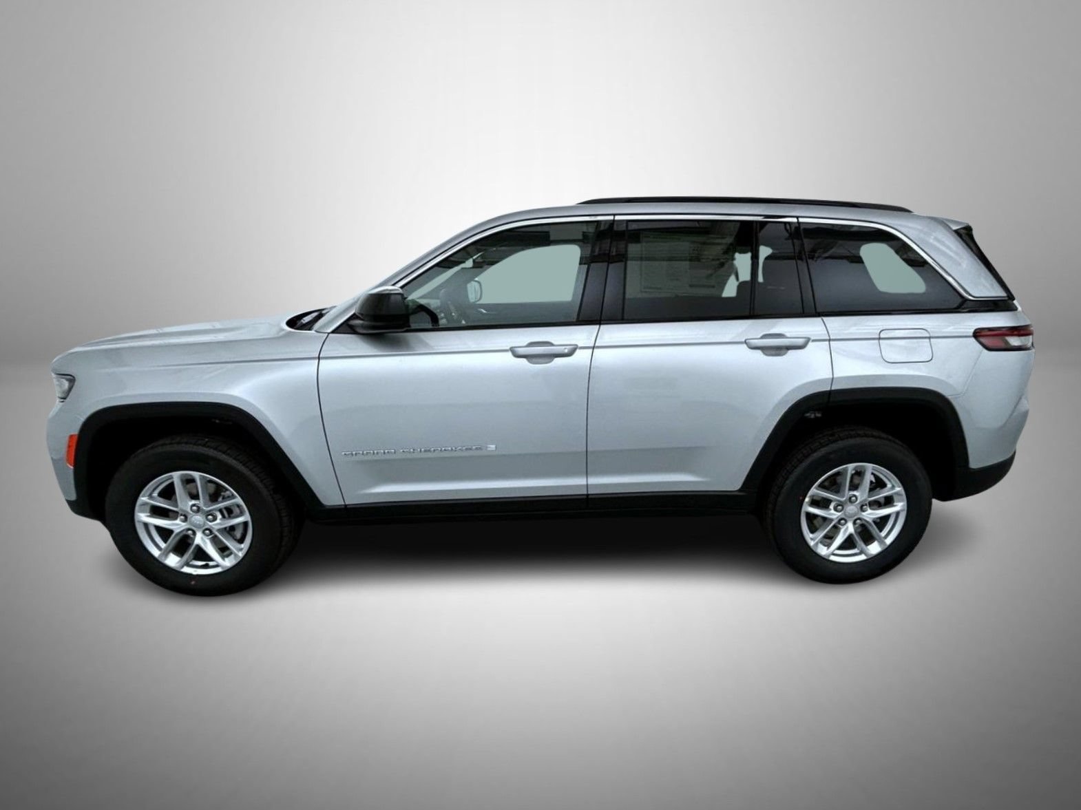 New 2026 Jeep Grand Cherokee Laredo X AWD/4WD image 8