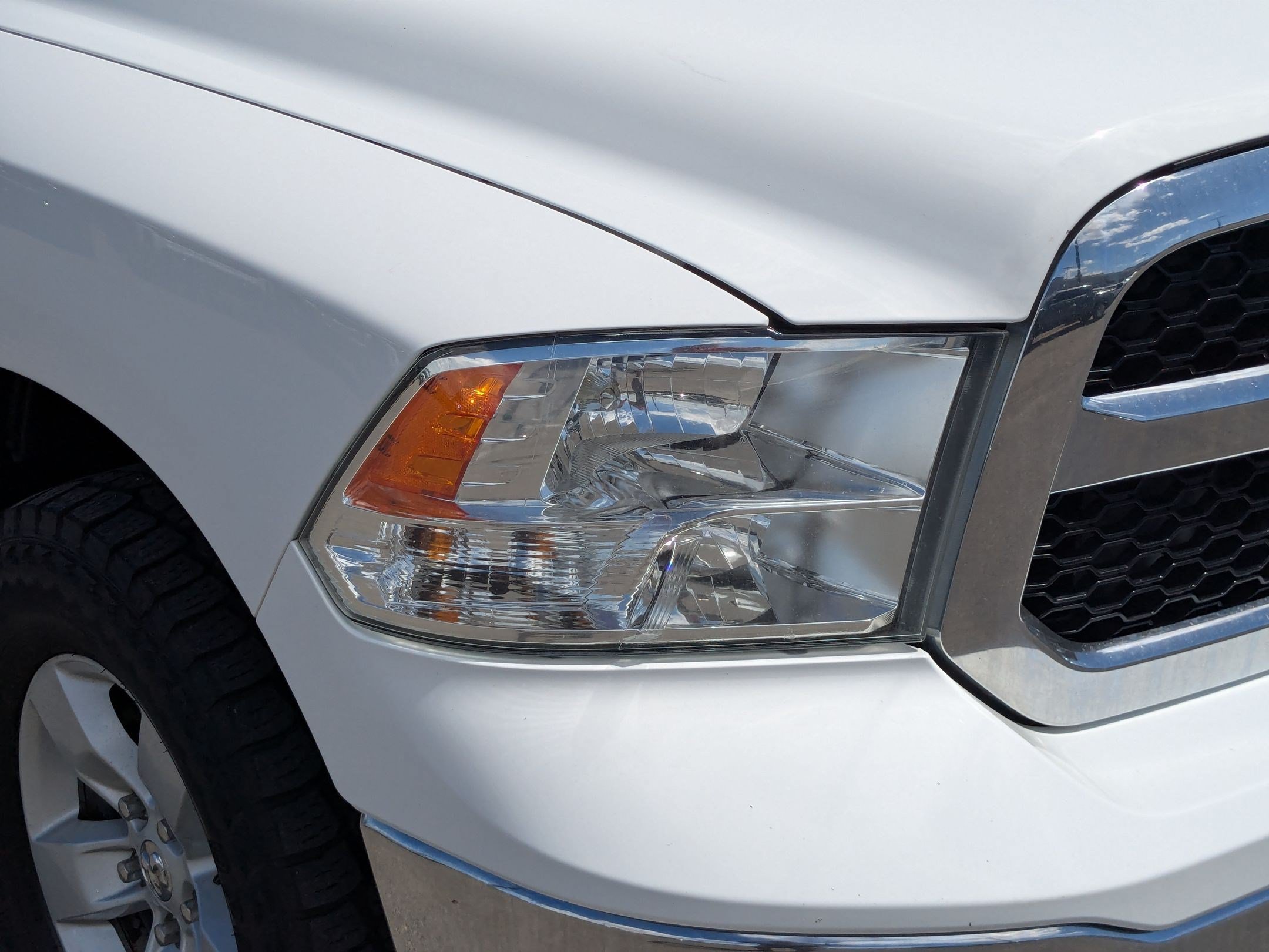 Used 2019 RAM 1500 Classic Tradesman AWD/4WD image 10
