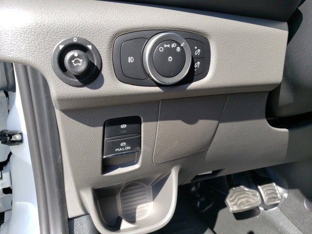 New 2023 Ford E-Transit Medium Roof image 28
