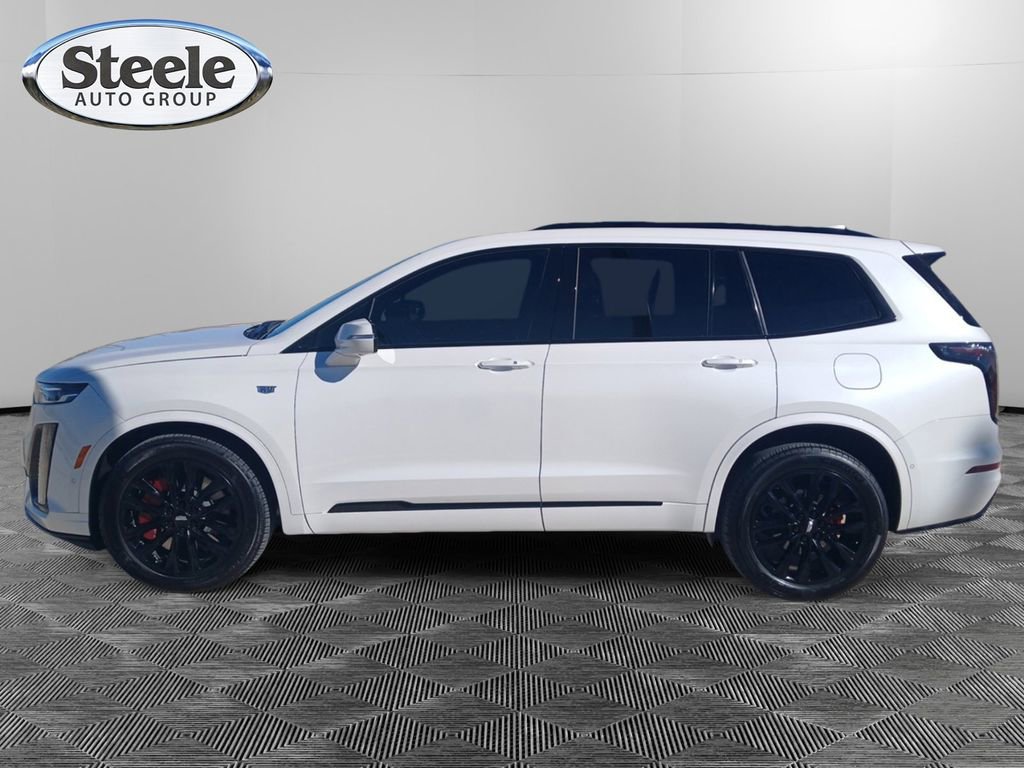 Used 2024 Cadillac XT6 Sport w/ LPO, Onyx Lite Package image 2