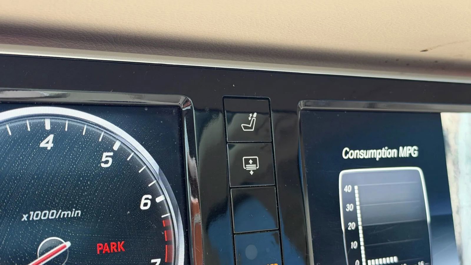 Used 2015 Mercedes-Benz S 550 4MATIC Sedan image 57