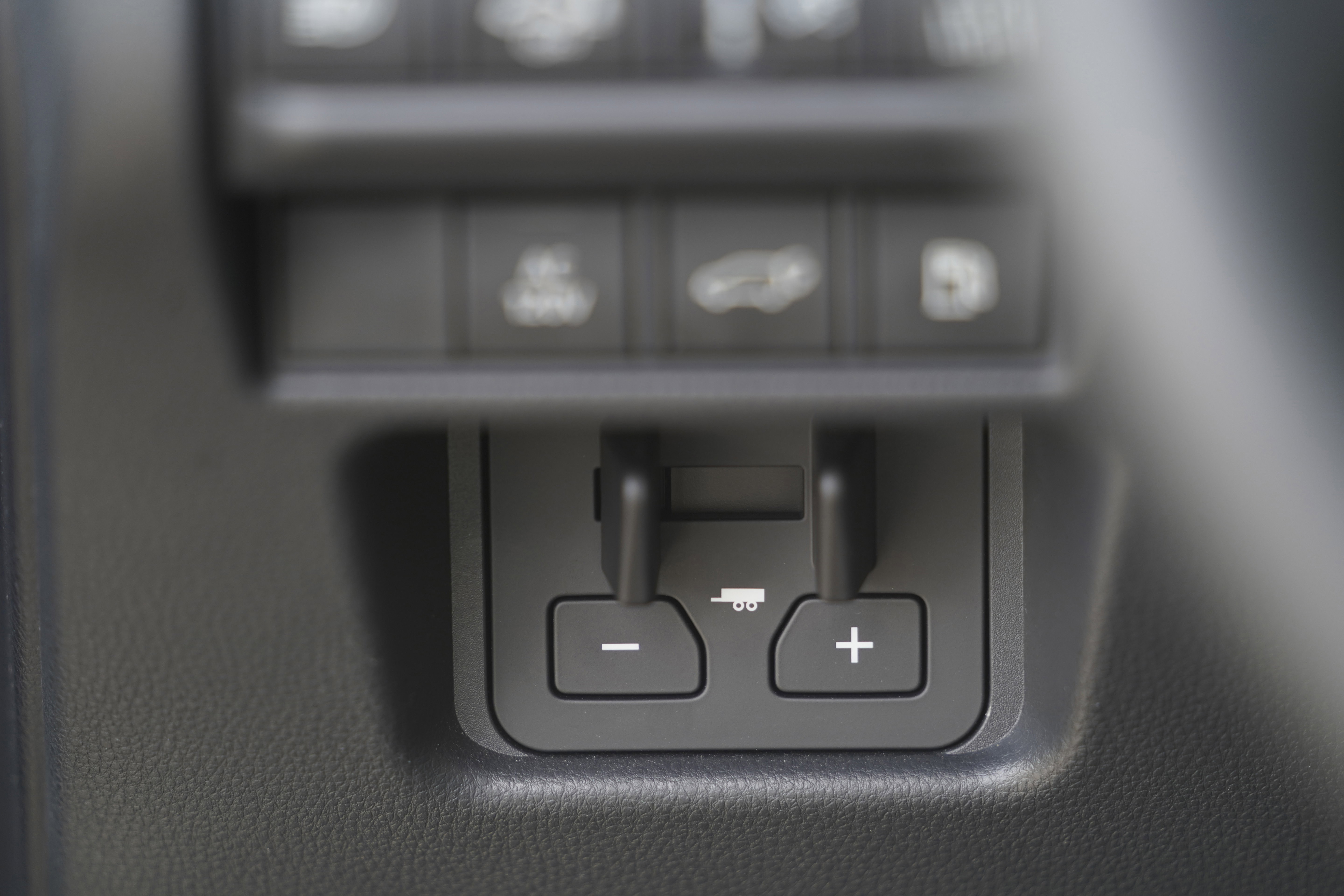 Used 2024 Toyota Land Cruiser image 17