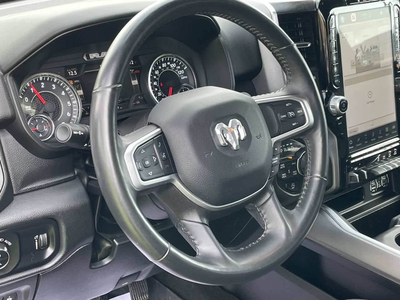 Used 2024 RAM 1500 Big Horn AWD/4WD image 14