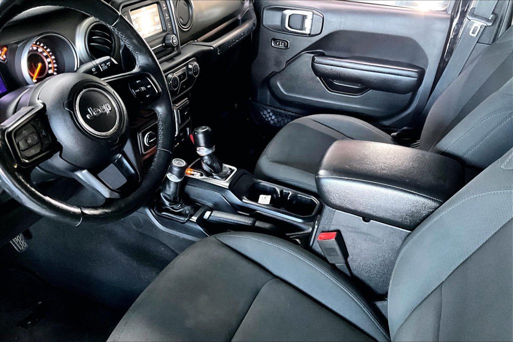 Used 2018 Jeep Wrangler Unlimited Sport S AWD/4WD image 17