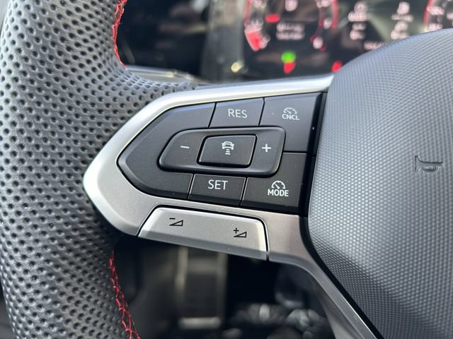 New 2026 Volkswagen GTI SE FWD image 13