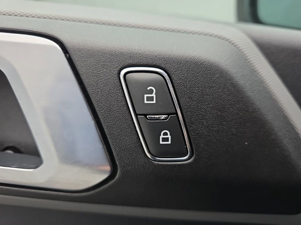 Used 2022 Ford Bronco Black Diamond image 19