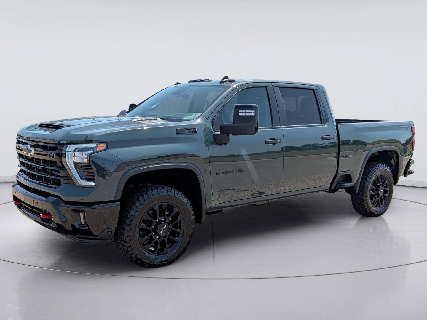 New 2026 Chevrolet Silverado 2500 LT w/ Trail Boss Package AWD/4WD image 1