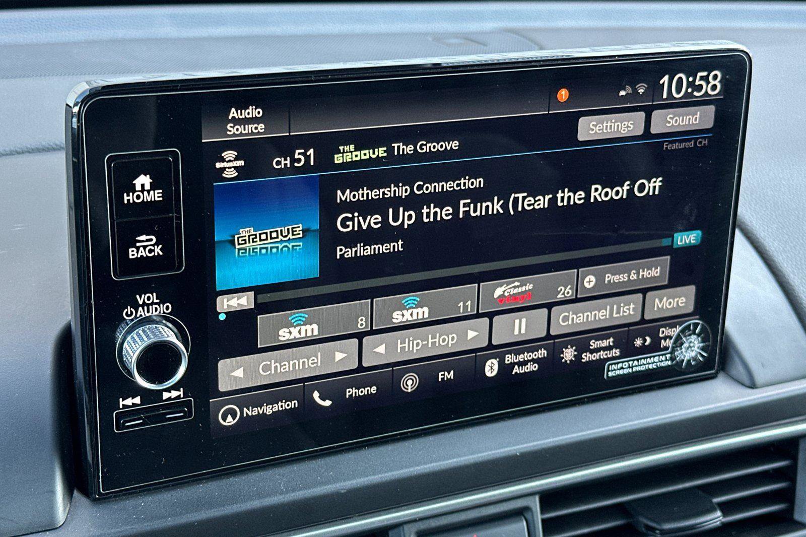 Certified 2025 Honda Pilot Touring image 19