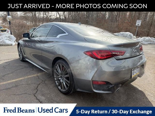 Used 2017 INFINITI Q60 Red Sport 400 image 9