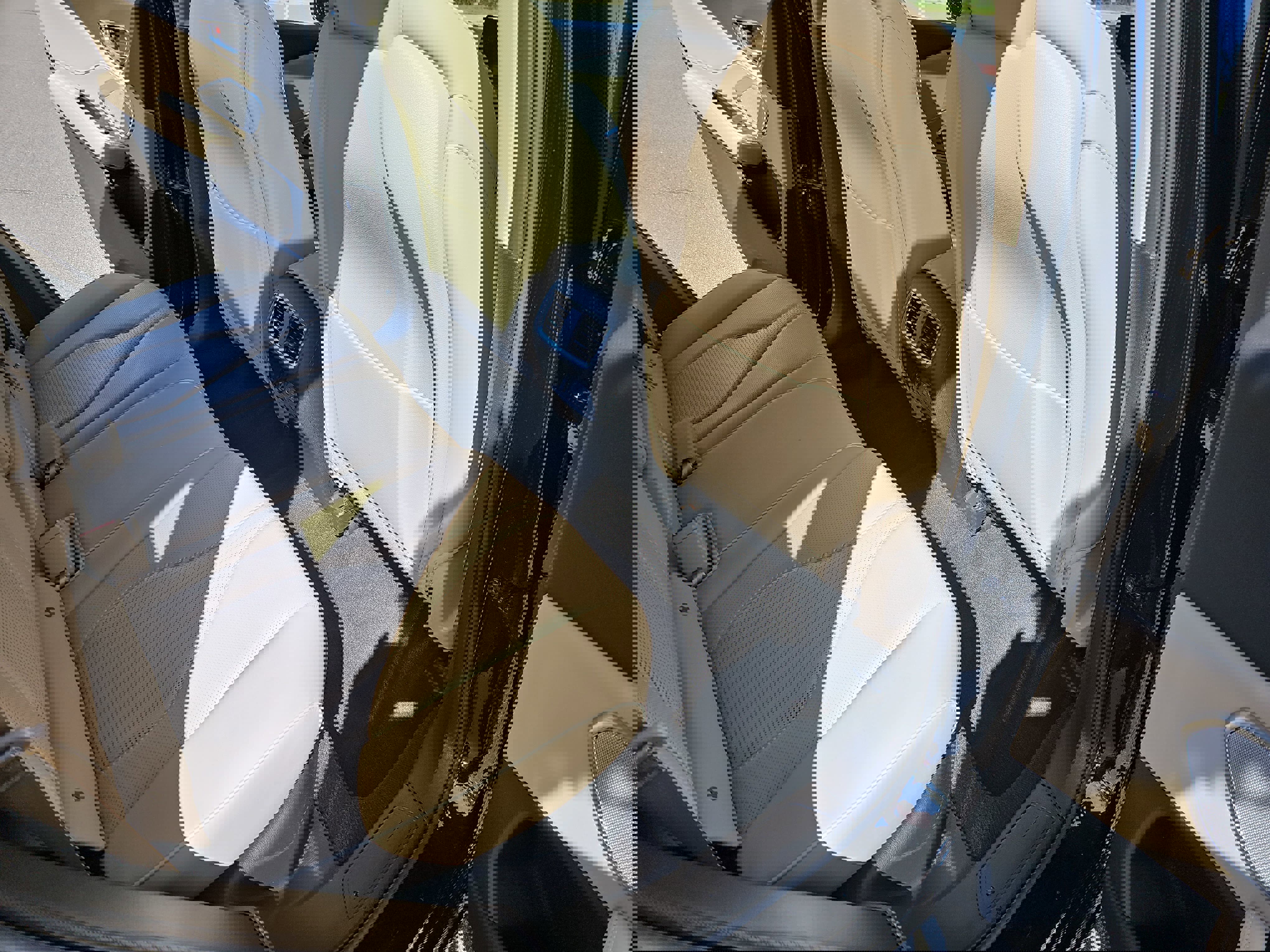 Used 2024 Acura RDX SH-AWD w/ Advance Package image 11