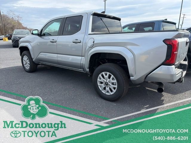 Used 2026 Toyota Tacoma SR5 image 5
