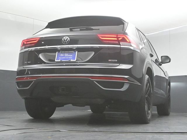 Used 2022 Volkswagen Atlas Cross Sport SE w/ Black Wheel Package image 33