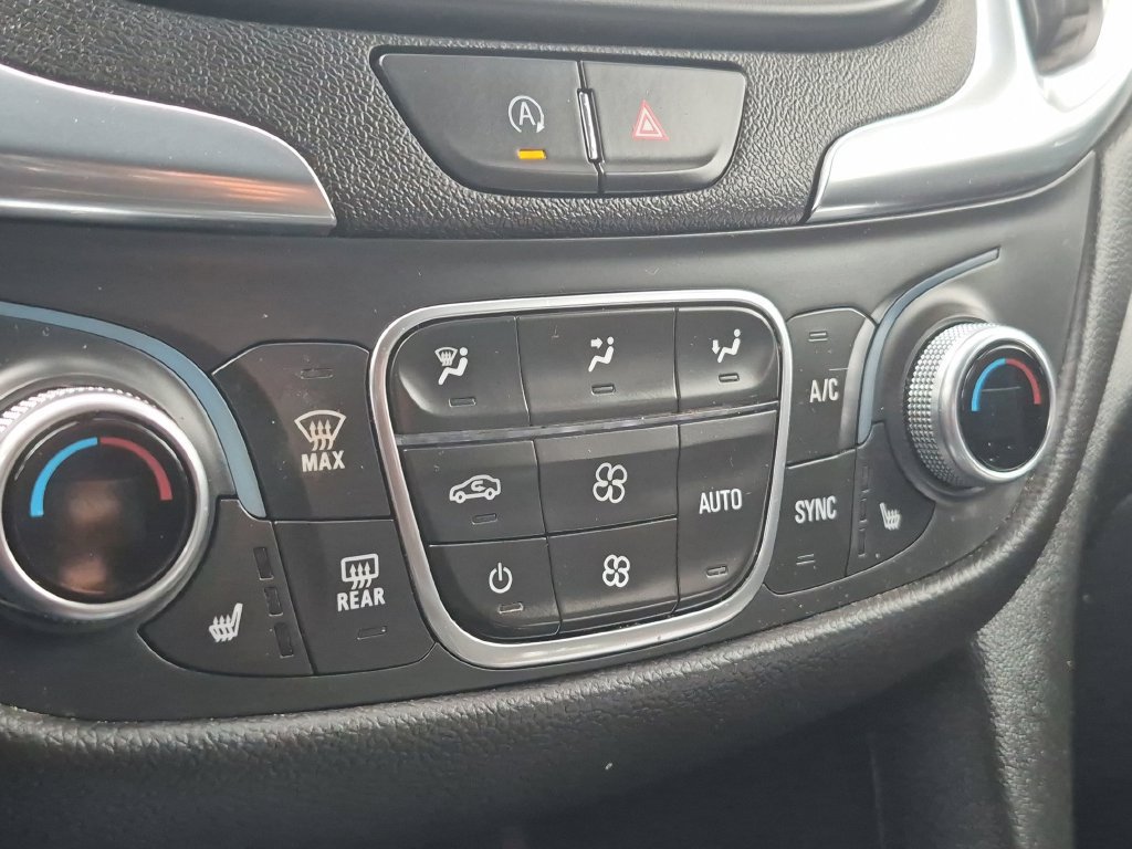 Certified 2023 Chevrolet Equinox LT AWD/4WD image 31
