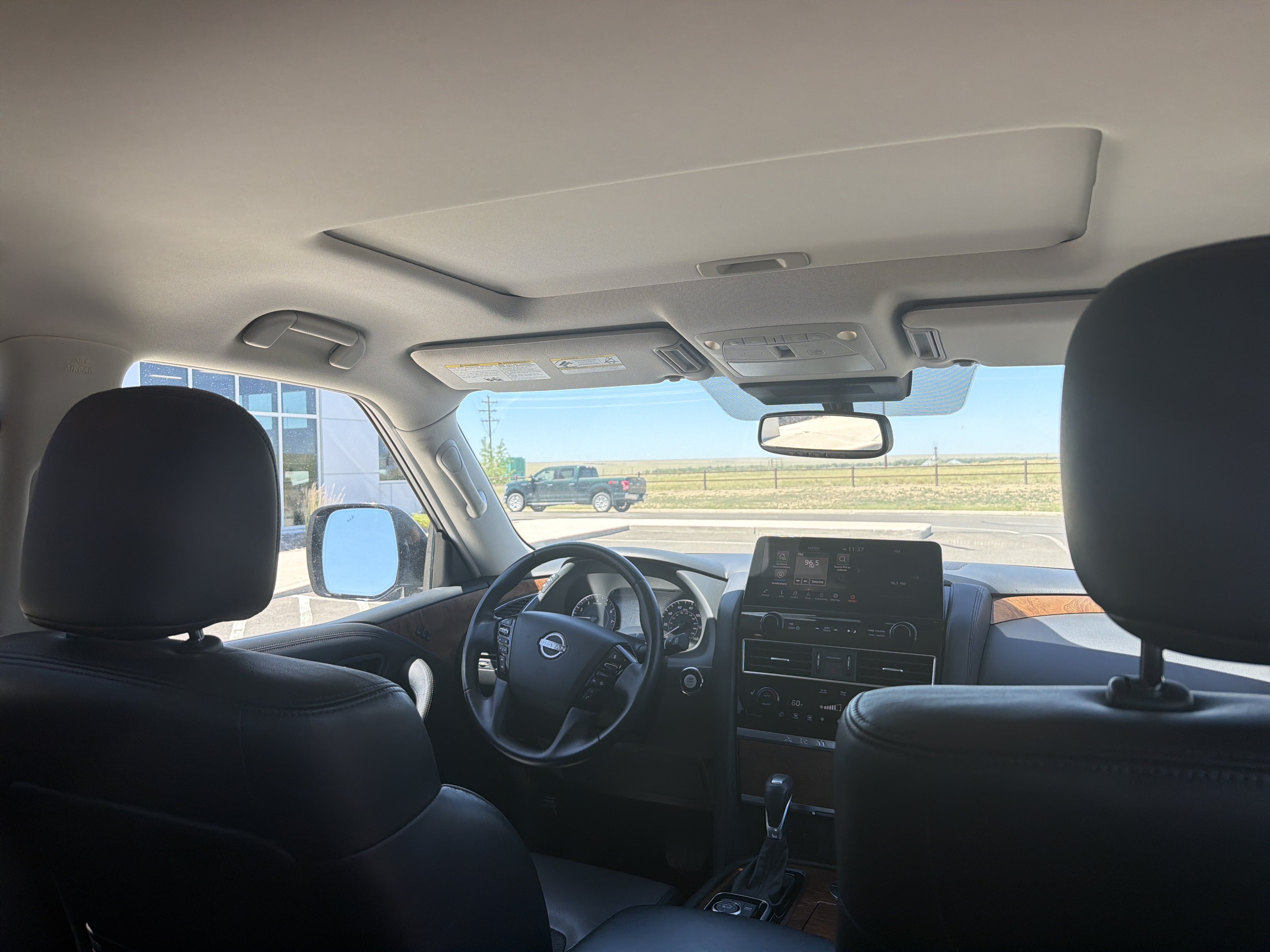 Used 2024 Nissan Armada SL w/ Captain's Chairs Package AWD/4WD image 16