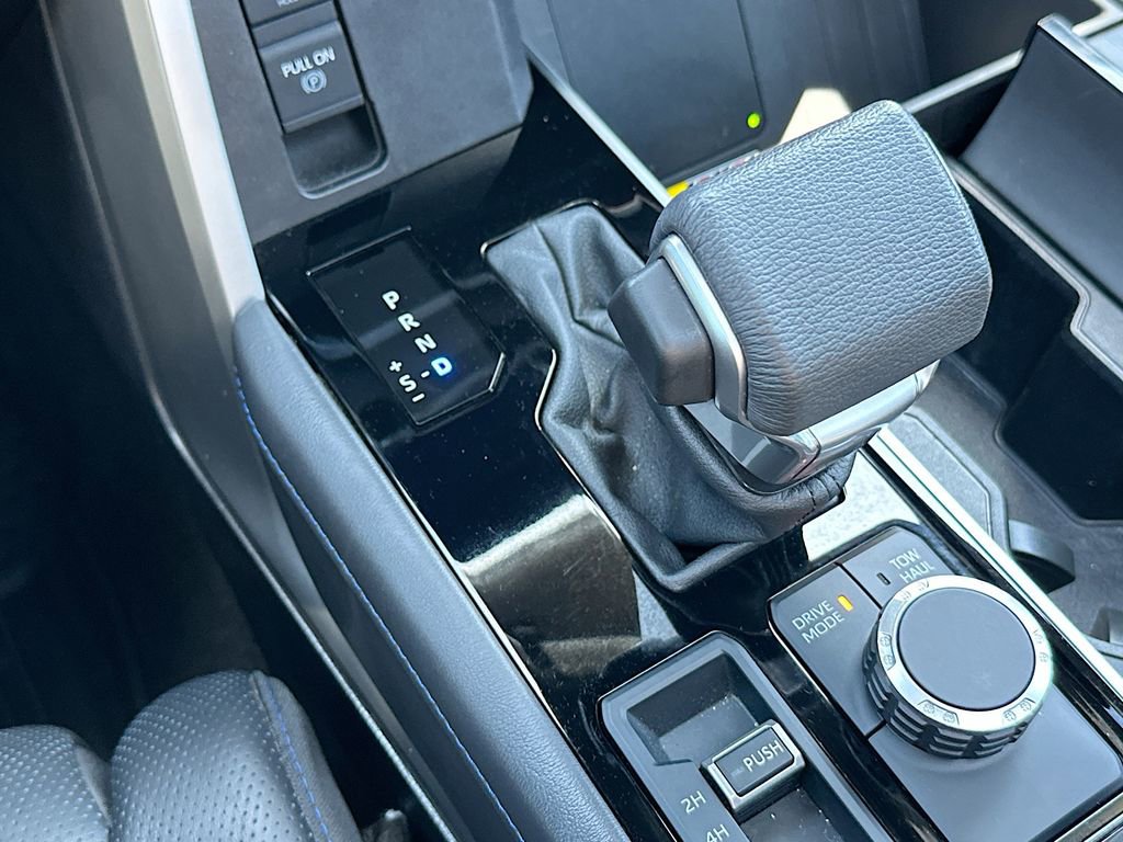 Used 2025 Toyota Tundra Platinum AWD/4WD image 22