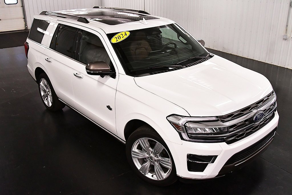 Used 2024 Ford Expedition King Ranch image 13