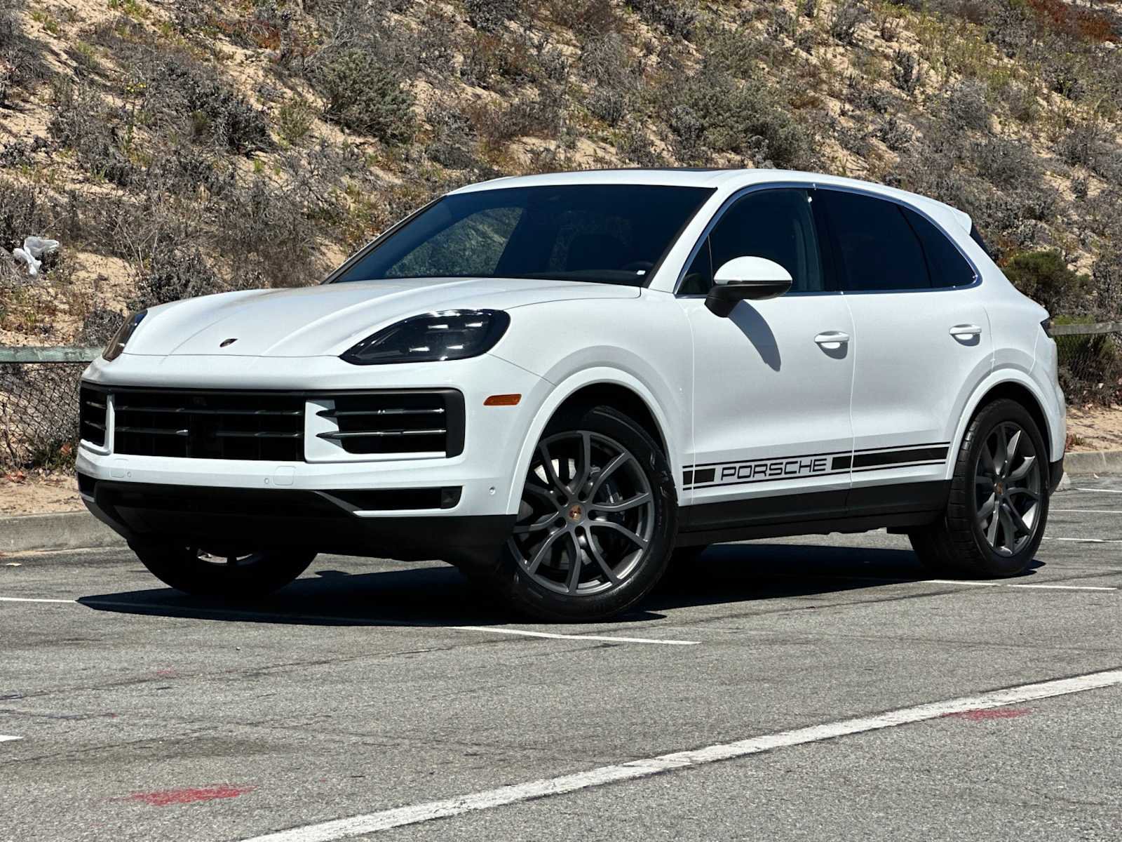Used 2025 Porsche Cayenne AWD/4WD video 1
