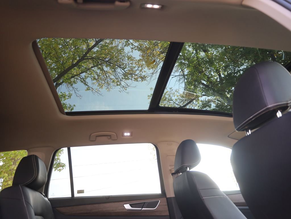 Used 2025 Volkswagen Atlas SEL image 20