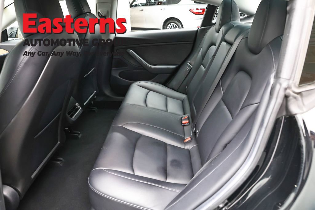 Used 2018 Tesla Model 3 Long Range RWD image 16