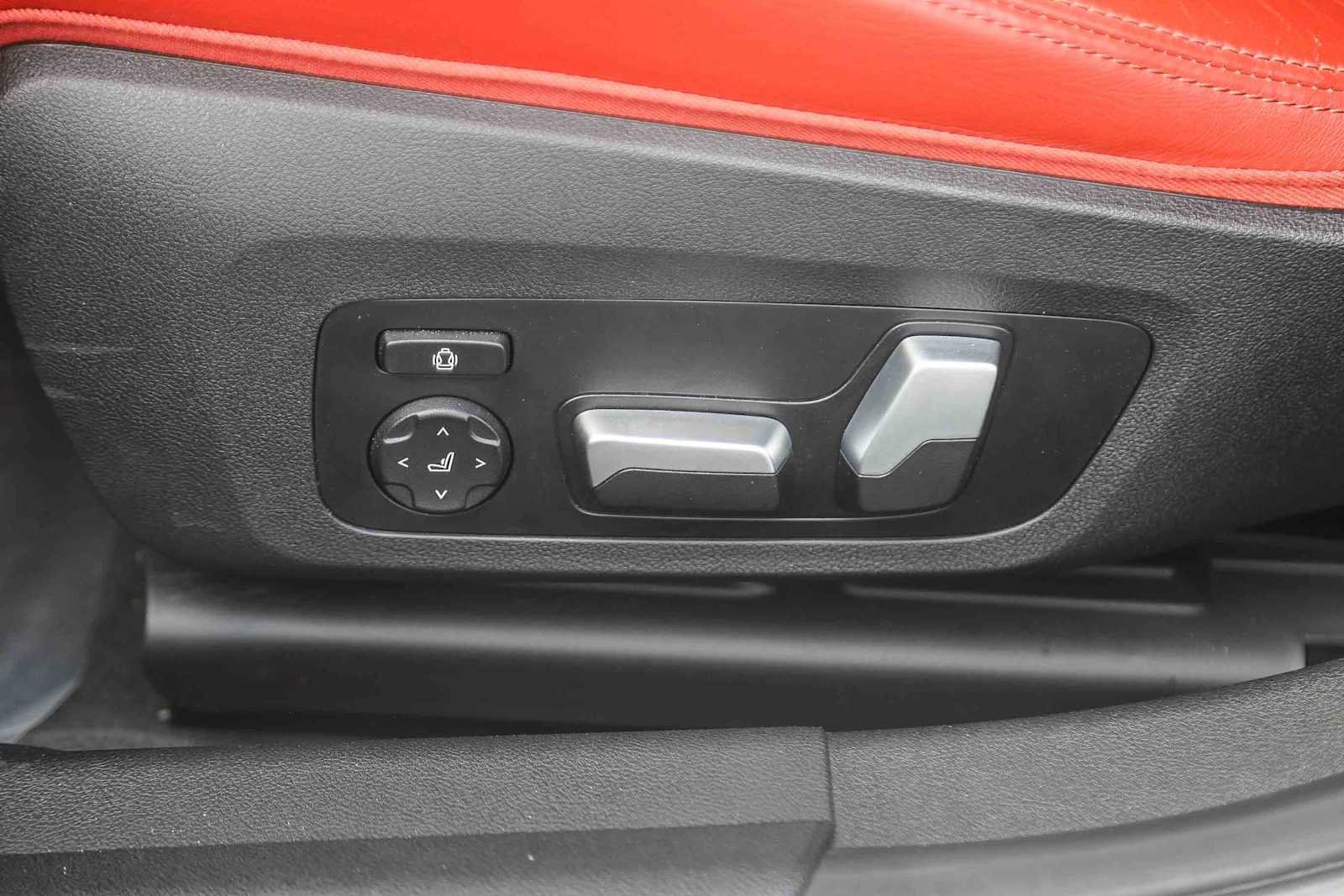 Used 2024 BMW M3 Competition w/ Executive Package image 18