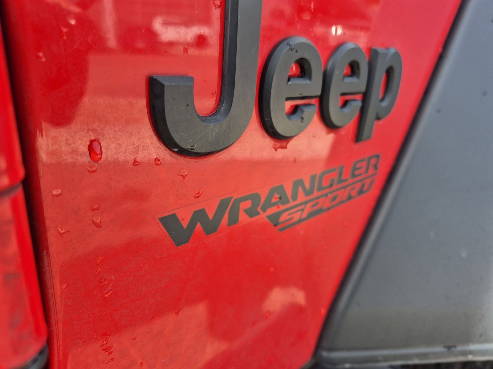 Used 2021 Jeep Wrangler Sport S image 20