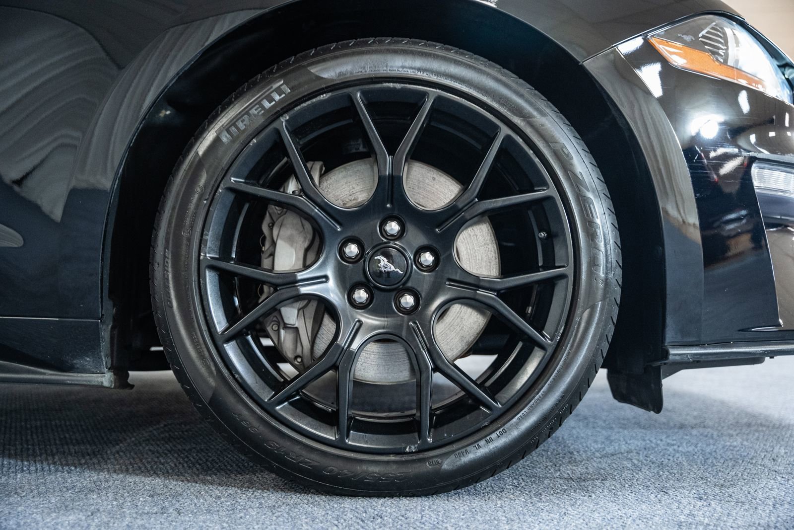 Used 2019 Ford Mustang Premium w/ Ecoboost Performance Package image 21