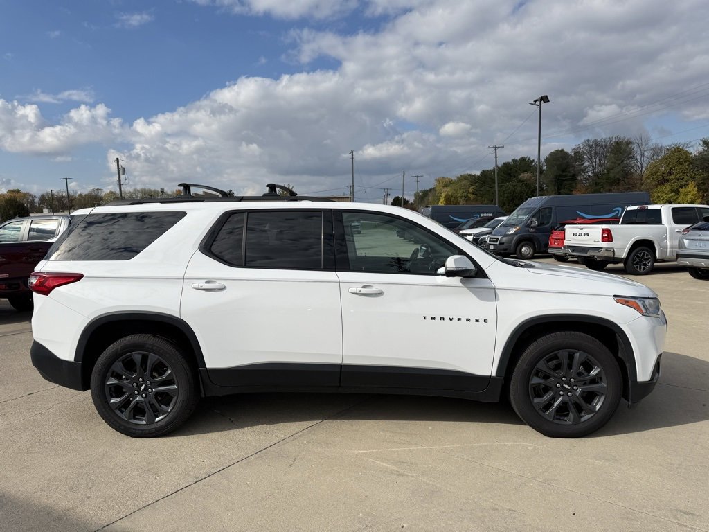 Used 2021 Chevrolet Traverse RS image 8
