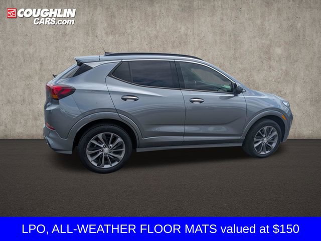 Used 2020 Buick Encore GX Essence w/ Experience Buick Package image 9