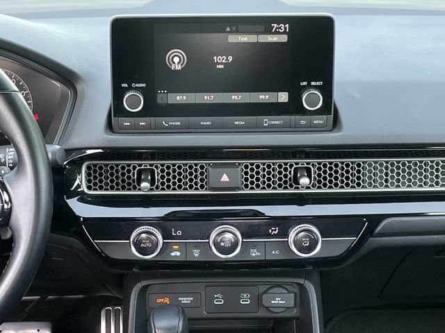 Used 2025 Honda Civic Sport image 16