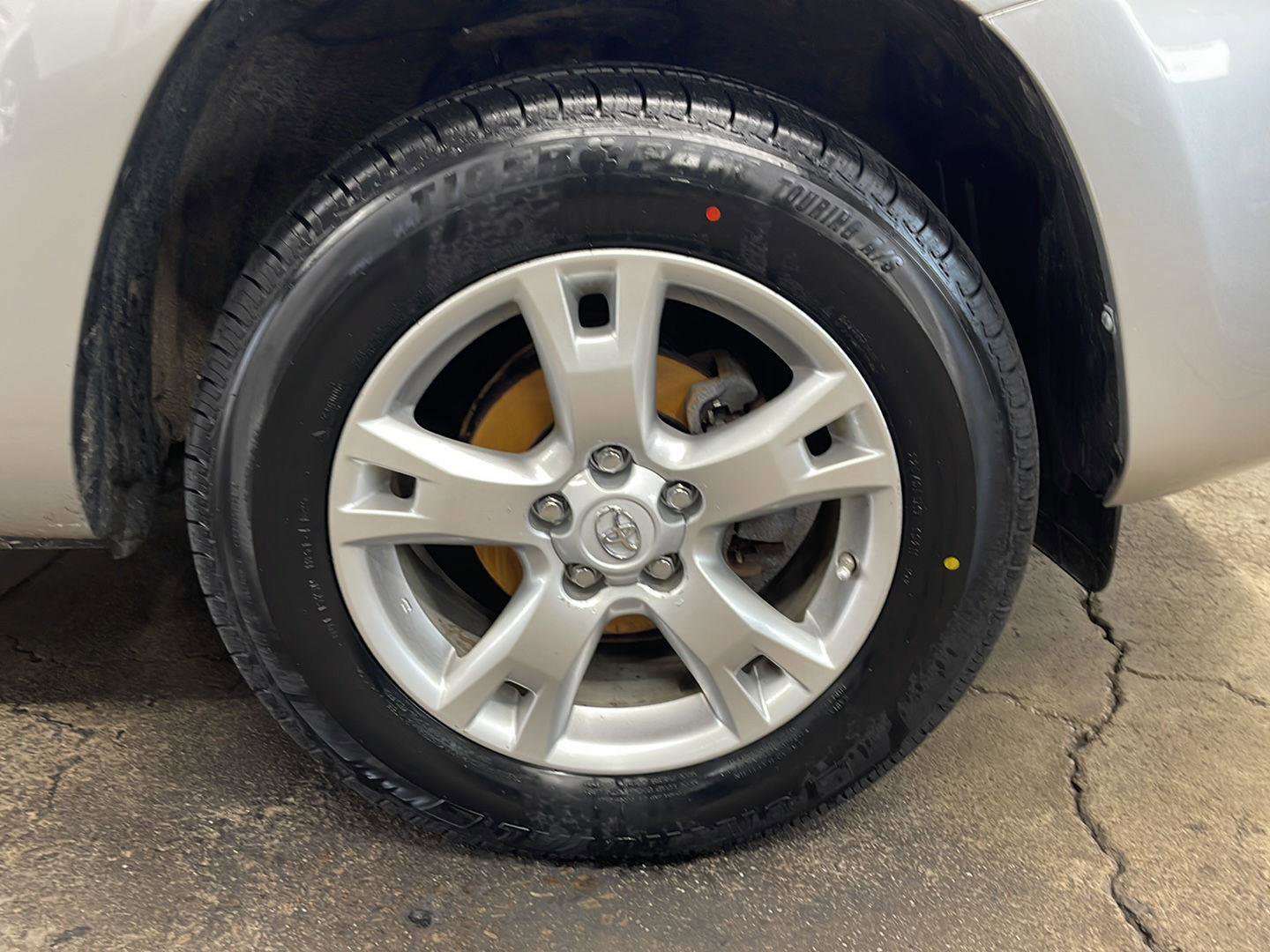 Used 2012 Toyota RAV4 4WD image 32