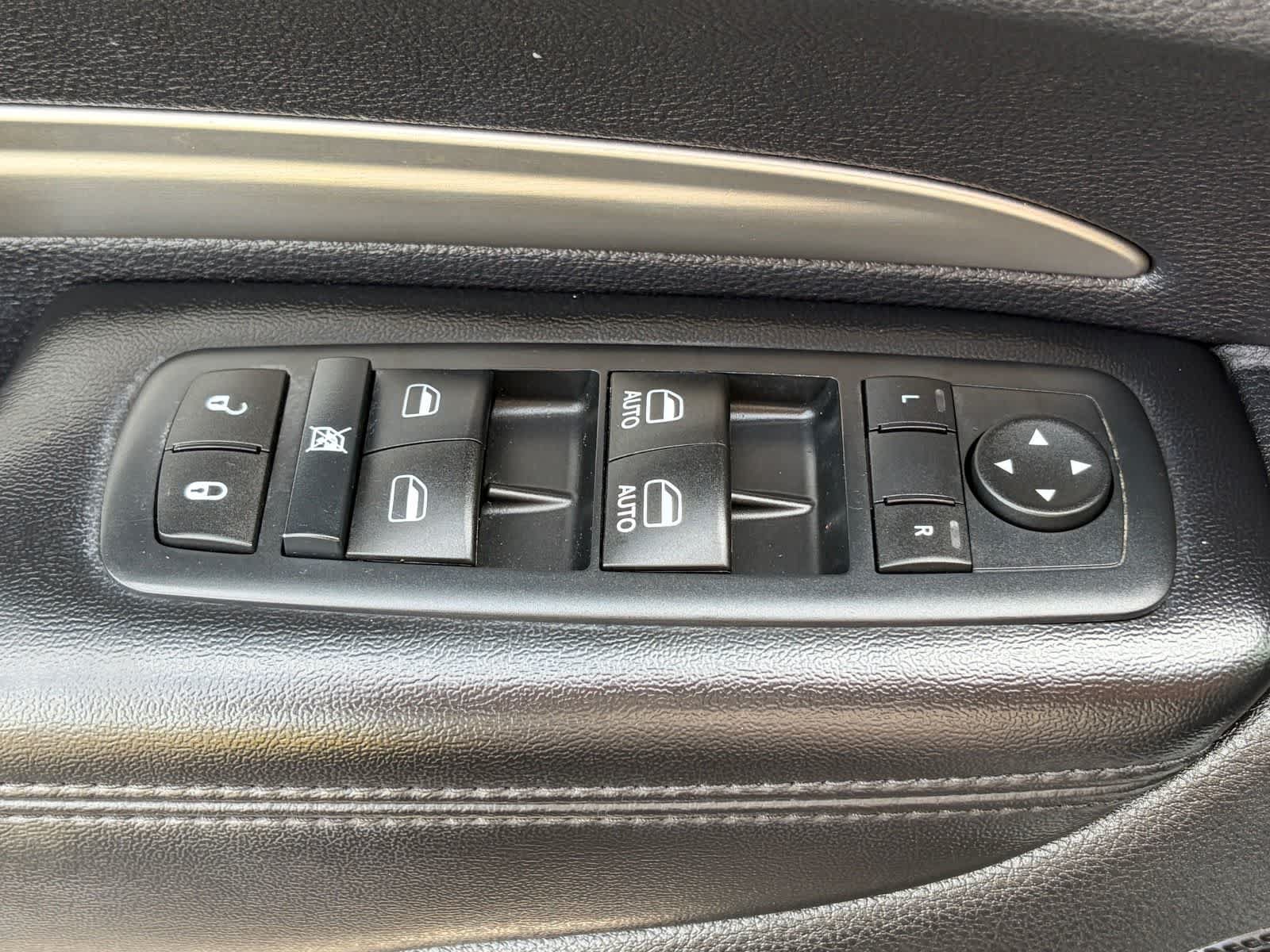 Used 2016 Dodge Durango SXT w/ Quick Order Package 23B RWD image 16