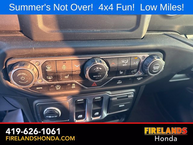 Used 2023 Jeep Wrangler Sport AWD/4WD image 25
