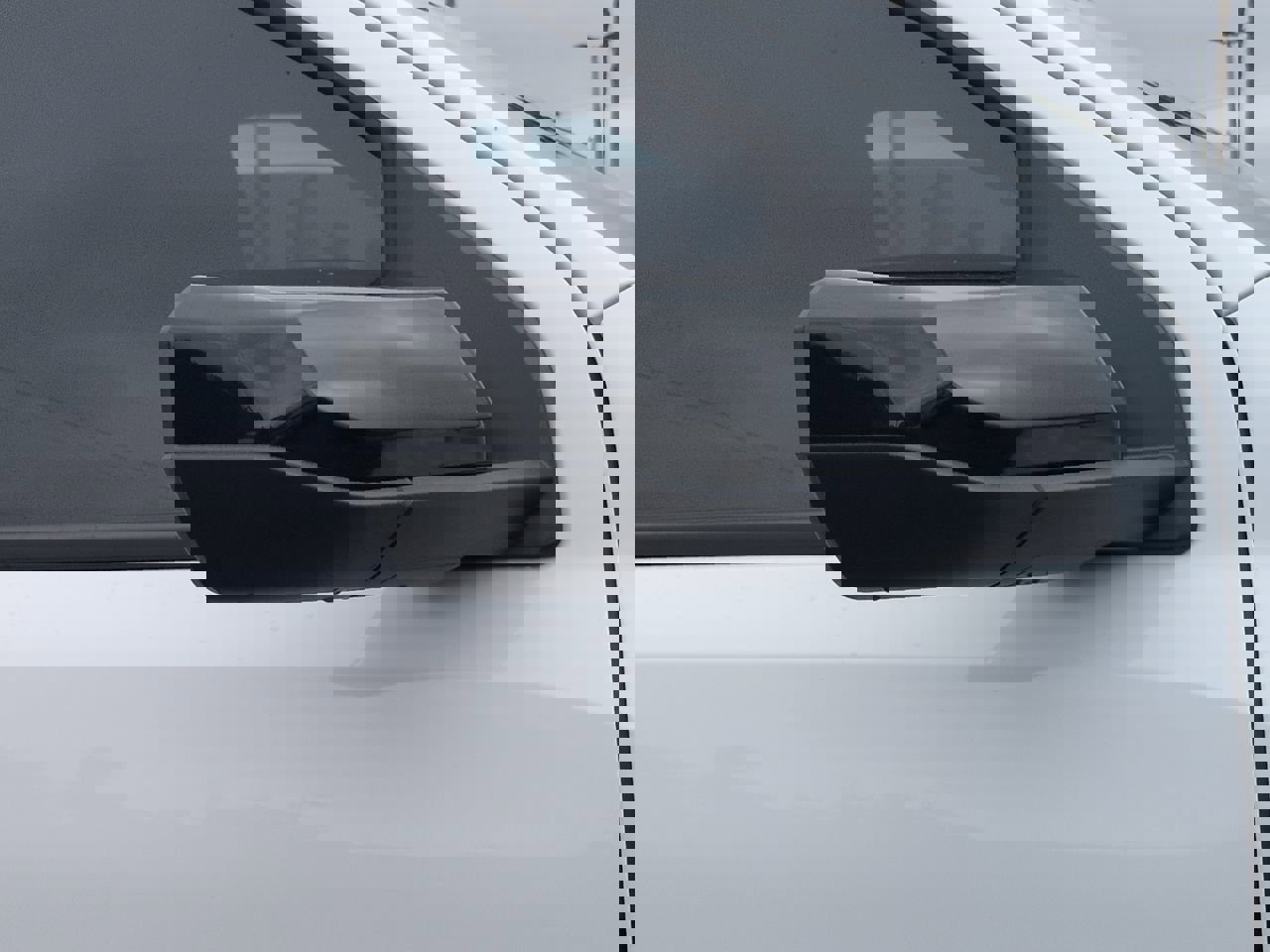 Certified 2025 GMC Canyon AT4 w/ AT4 Premium Package image 18