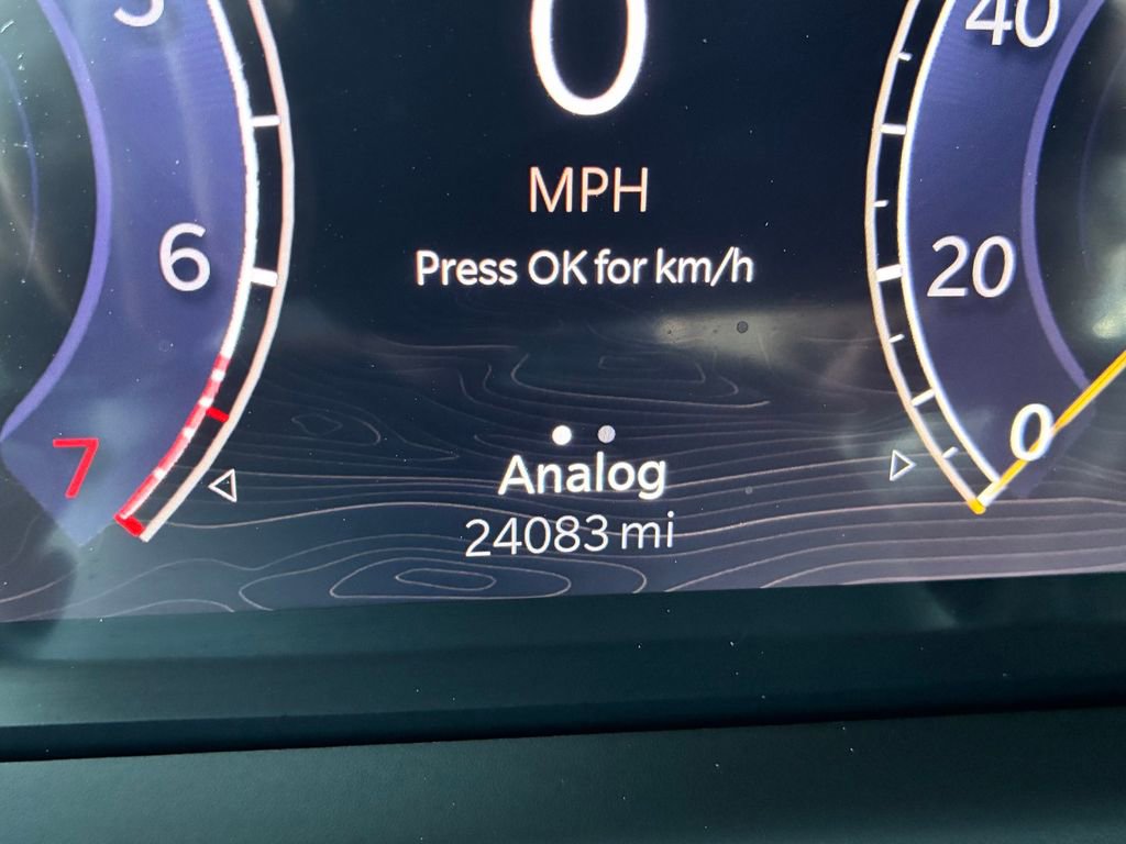 Used 2024 Jeep Grand Cherokee L Altitude image 20