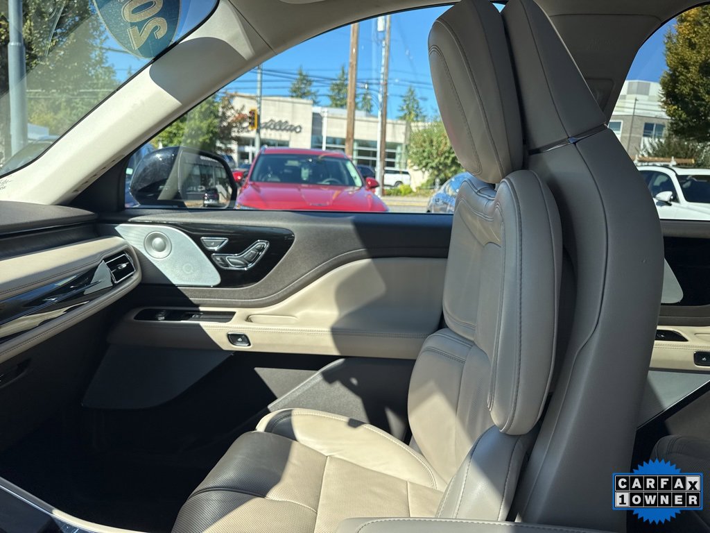 Used 2023 Lincoln Aviator Reserve w/ Equipment Group 201A image 31